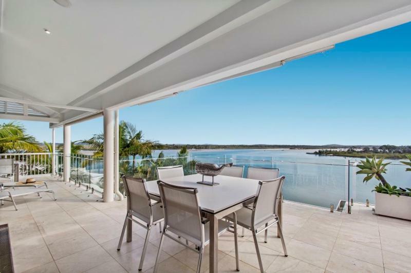 Noosa Quays Aparthotel Exterior foto